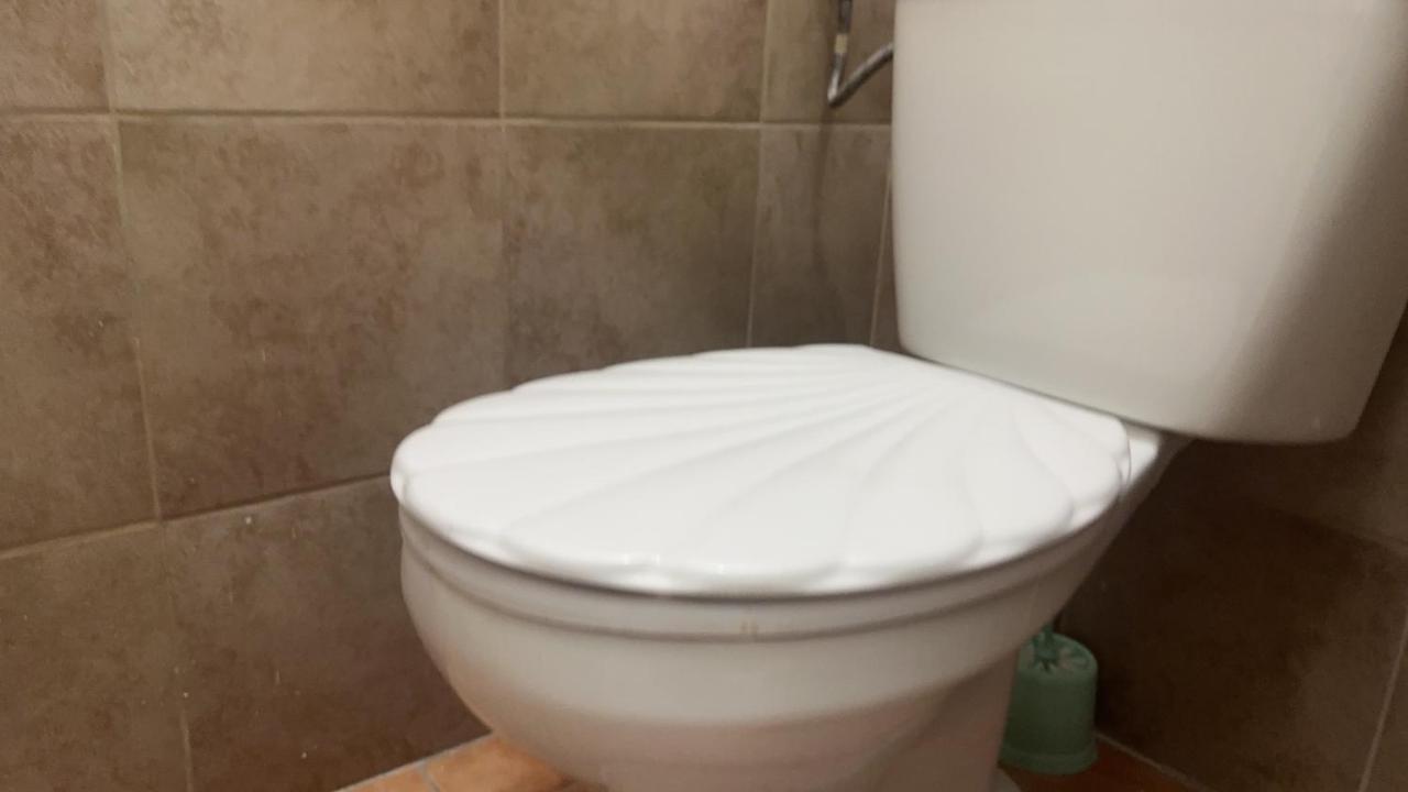 布达佩斯苹果酒店 ブダペスト エクステリア 写真